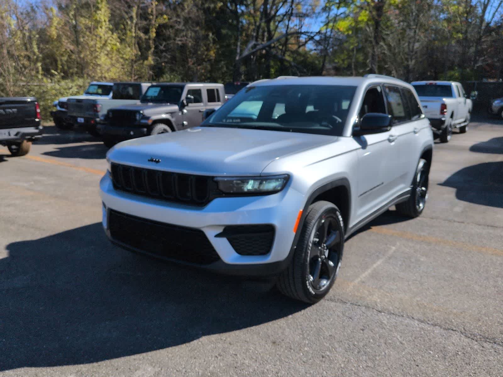 2025 Jeep Grand Cherokee GRAND CHEROKEE ALTITUDE X 4X4