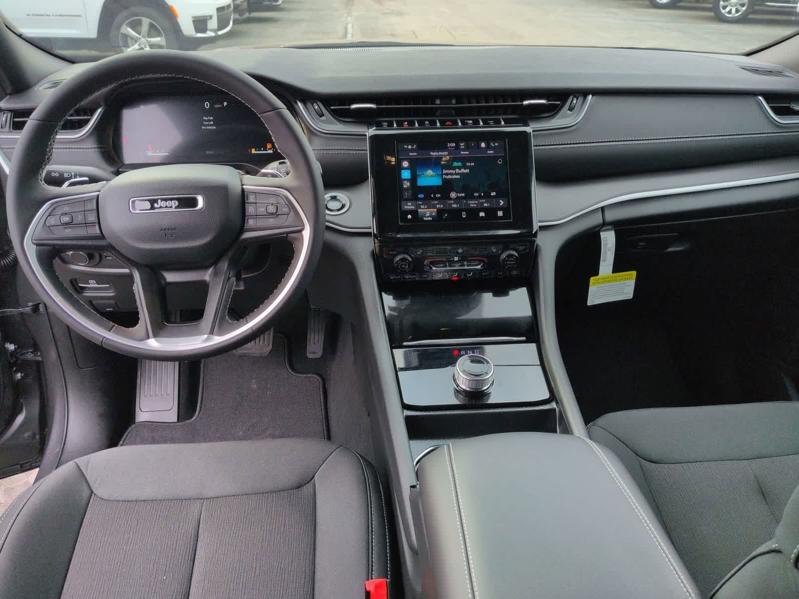 2026 Jeep Grand Cherokee GRAND CHEROKEE LAREDO X 4X4