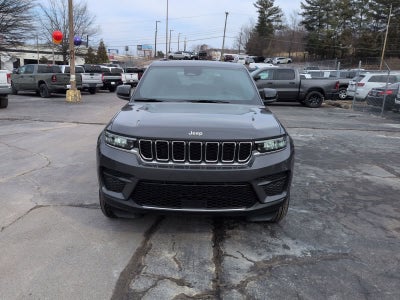 2026 Jeep Grand Cherokee GRAND CHEROKEE LAREDO X 4X4