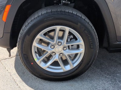 2026 Jeep Grand Cherokee GRAND CHEROKEE LAREDO X 4X4