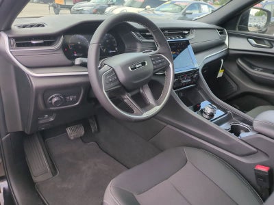 2026 Jeep Grand Cherokee GRAND CHEROKEE LAREDO X 4X4