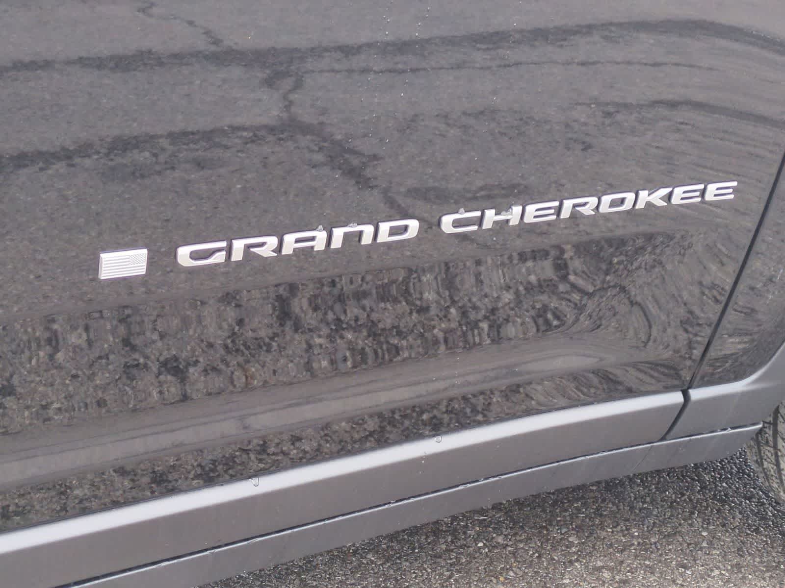 2026 Jeep Grand Cherokee GRAND CHEROKEE LAREDO X 4X4