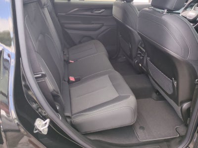 2026 Jeep Grand Cherokee GRAND CHEROKEE LAREDO X 4X4
