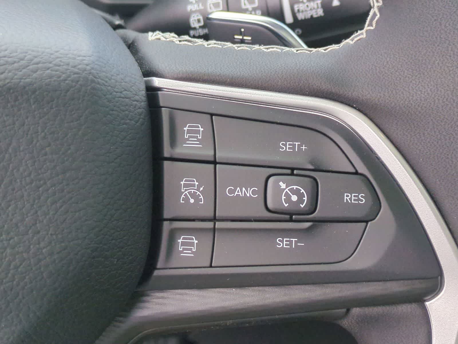 2026 Jeep Grand Cherokee GRAND CHEROKEE LAREDO X 4X4