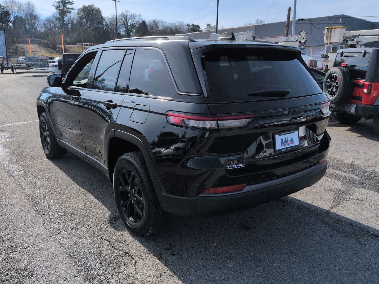 2026 Jeep Grand Cherokee GRAND CHEROKEE LAREDO ALTITUDE 4X4