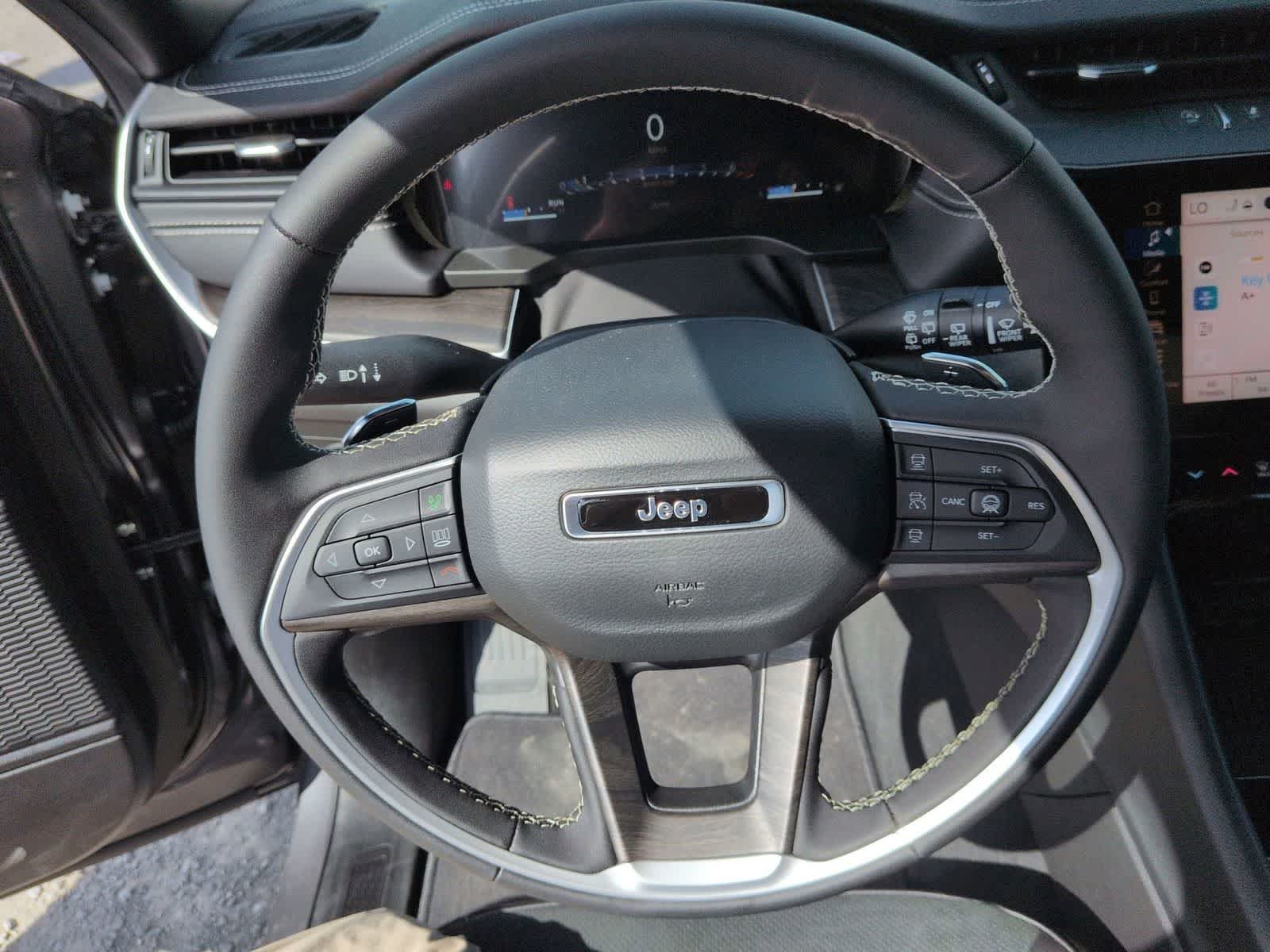 2026 Jeep Grand Cherokee GRAND CHEROKEE LAREDO ALTITUDE 4X4