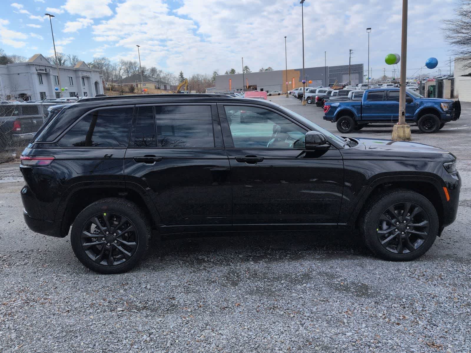2026 Jeep Grand Cherokee GRAND CHEROKEE LIMITED RESERVE 4X4