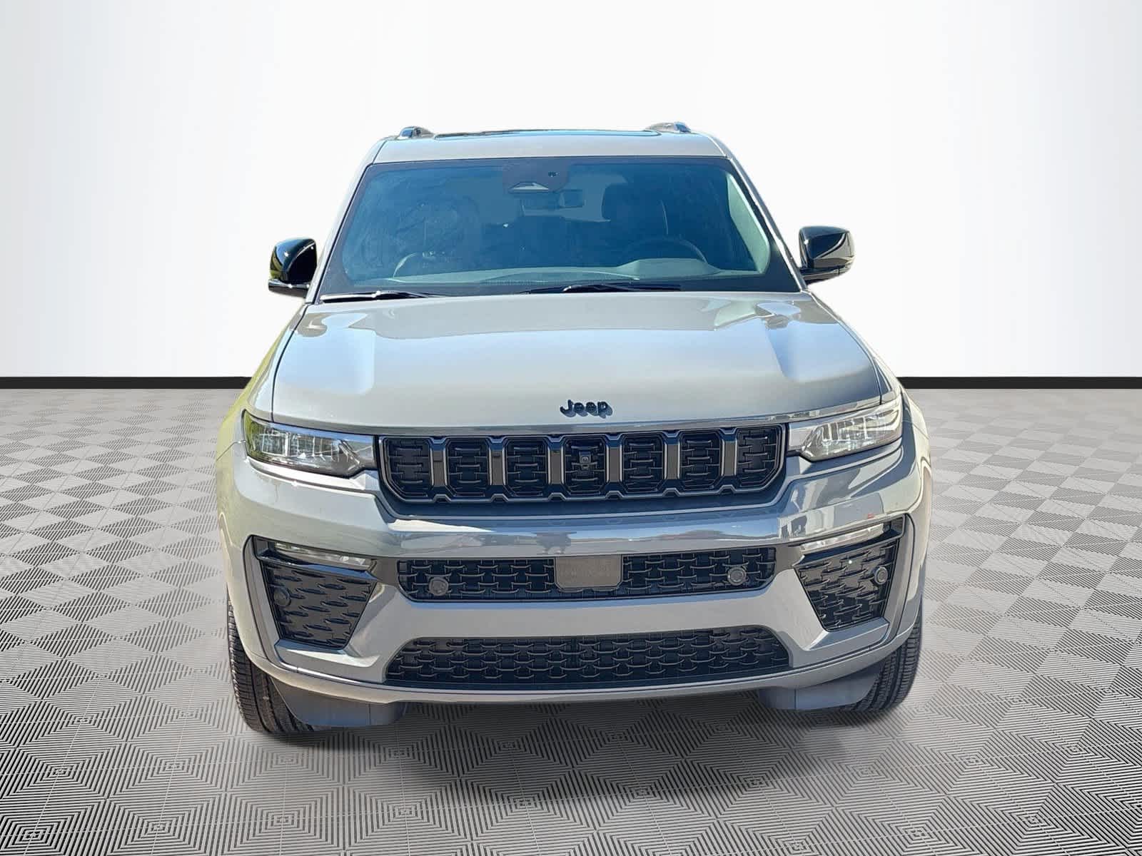2027 Jeep Grand Cherokee GRAND CHEROKEE LIMITED RESERVE 4X4