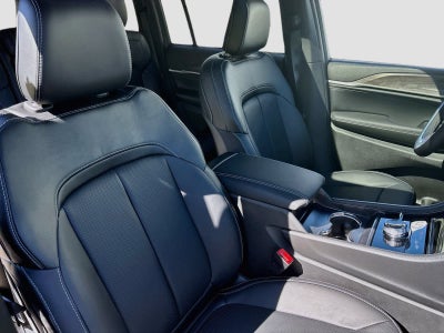 2027 Jeep Grand Cherokee GRAND CHEROKEE LIMITED RESERVE 4X4