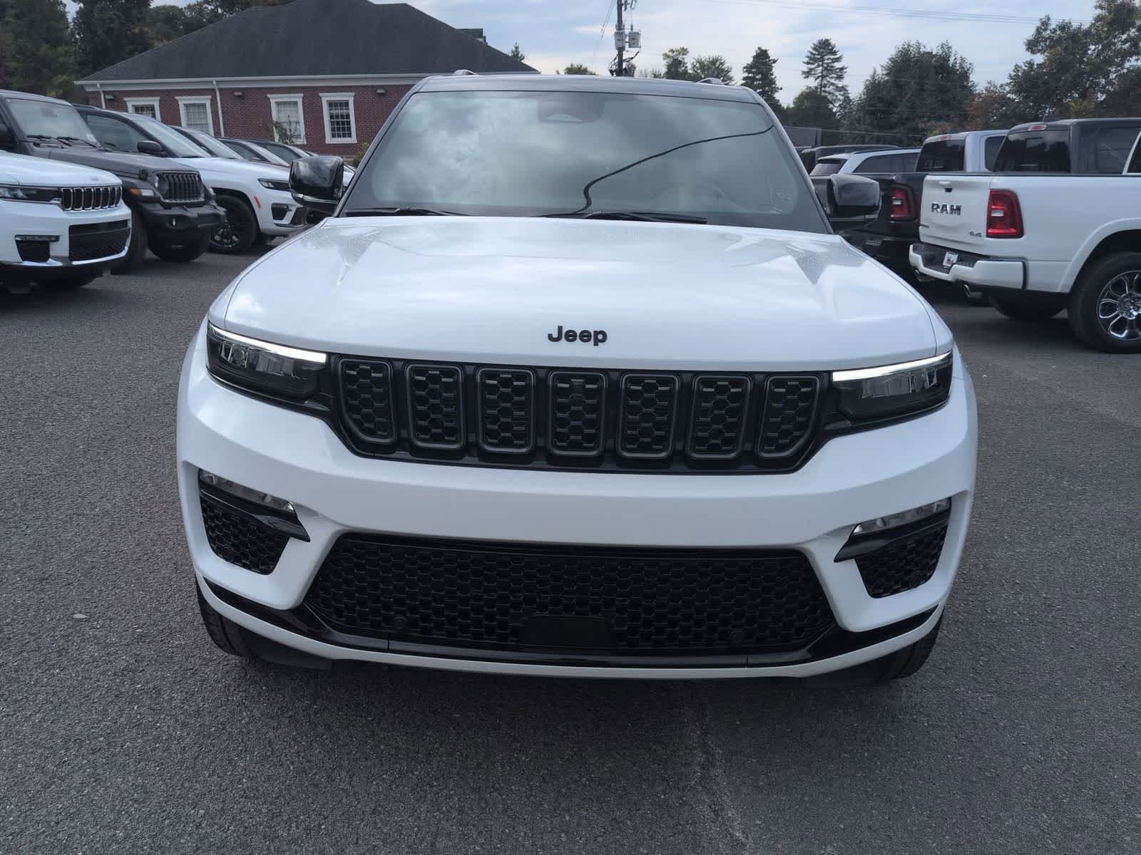 2025 Jeep Grand Cherokee GRAND CHEROKEE SUMMIT 4X4