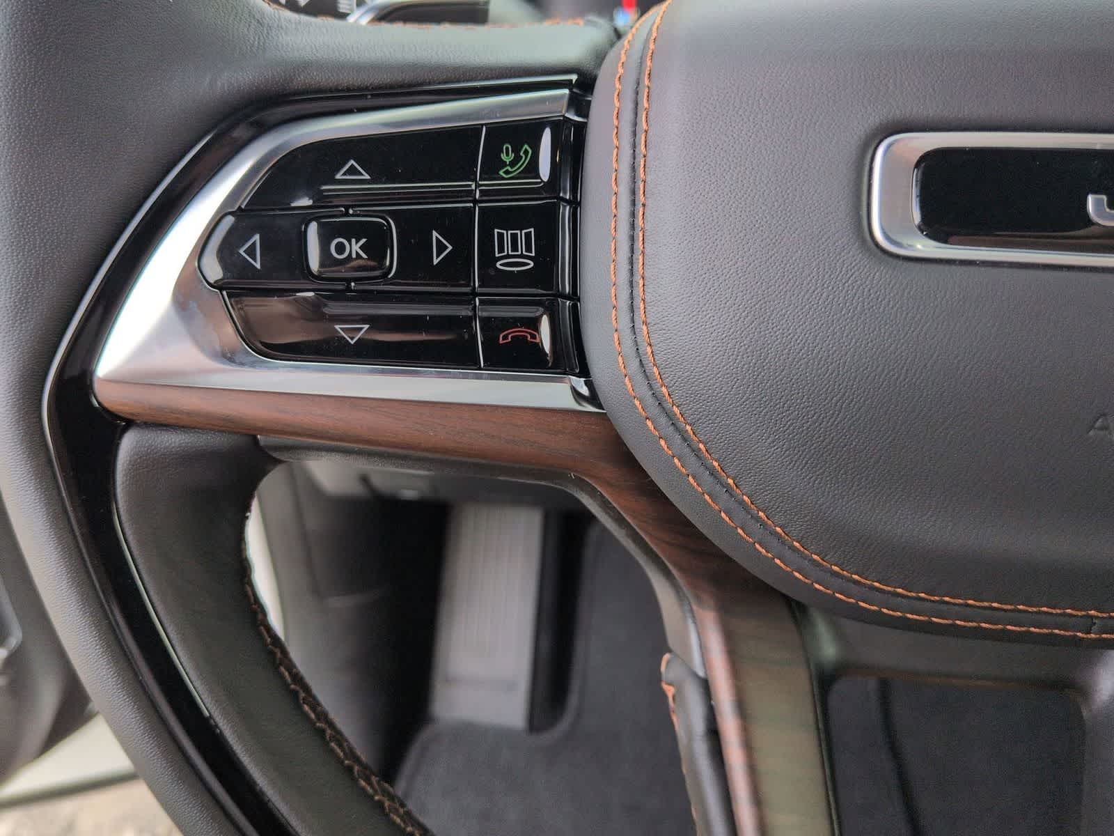 2025 Jeep Grand Cherokee GRAND CHEROKEE SUMMIT 4X4