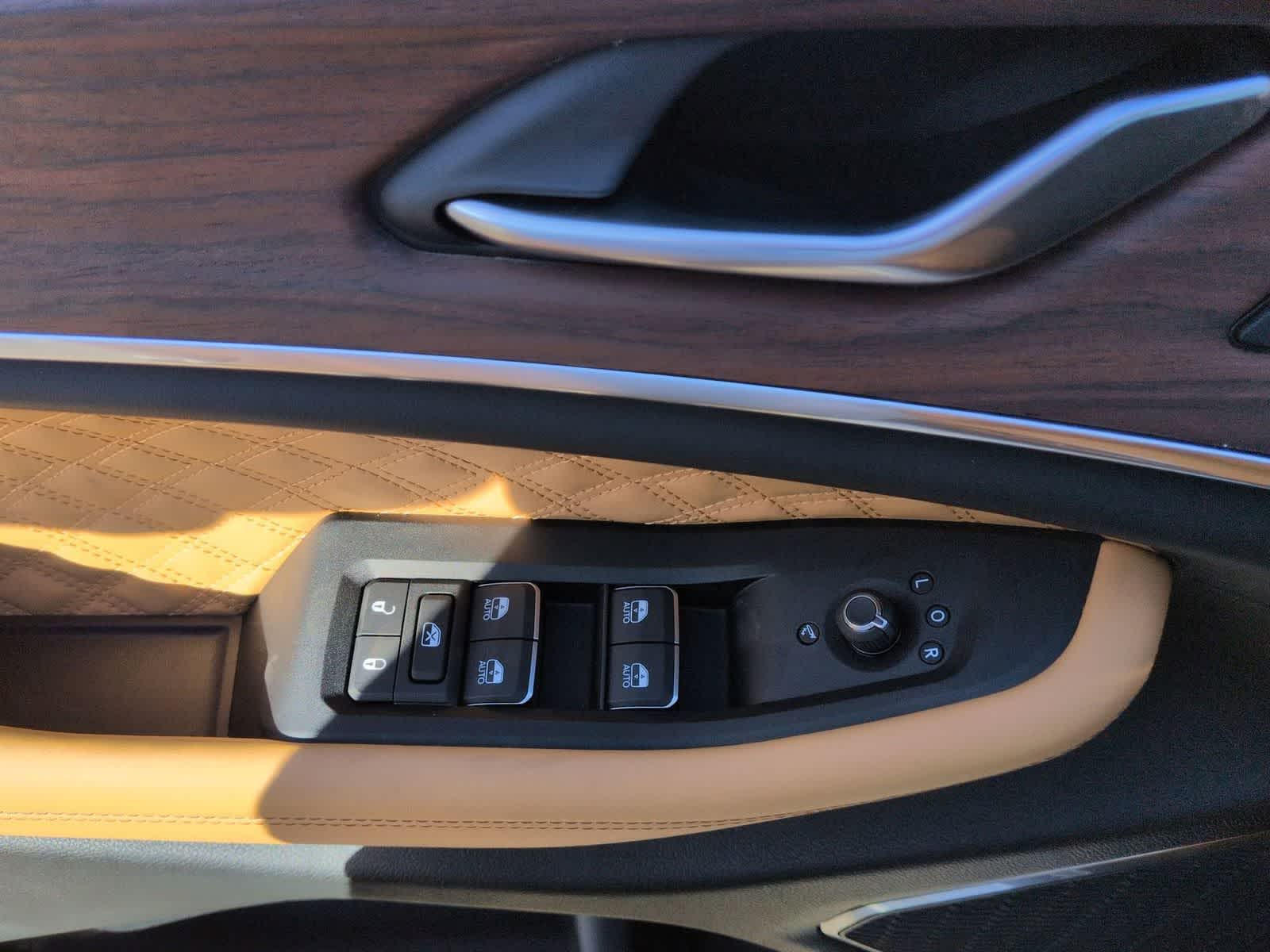 2025 Jeep Grand Cherokee GRAND CHEROKEE SUMMIT 4X4