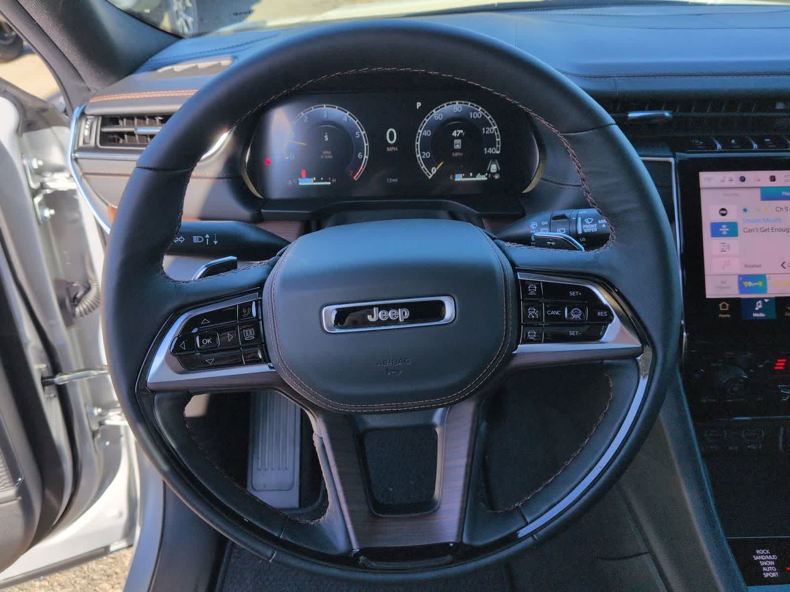 2025 Jeep Grand Cherokee GRAND CHEROKEE SUMMIT 4X4