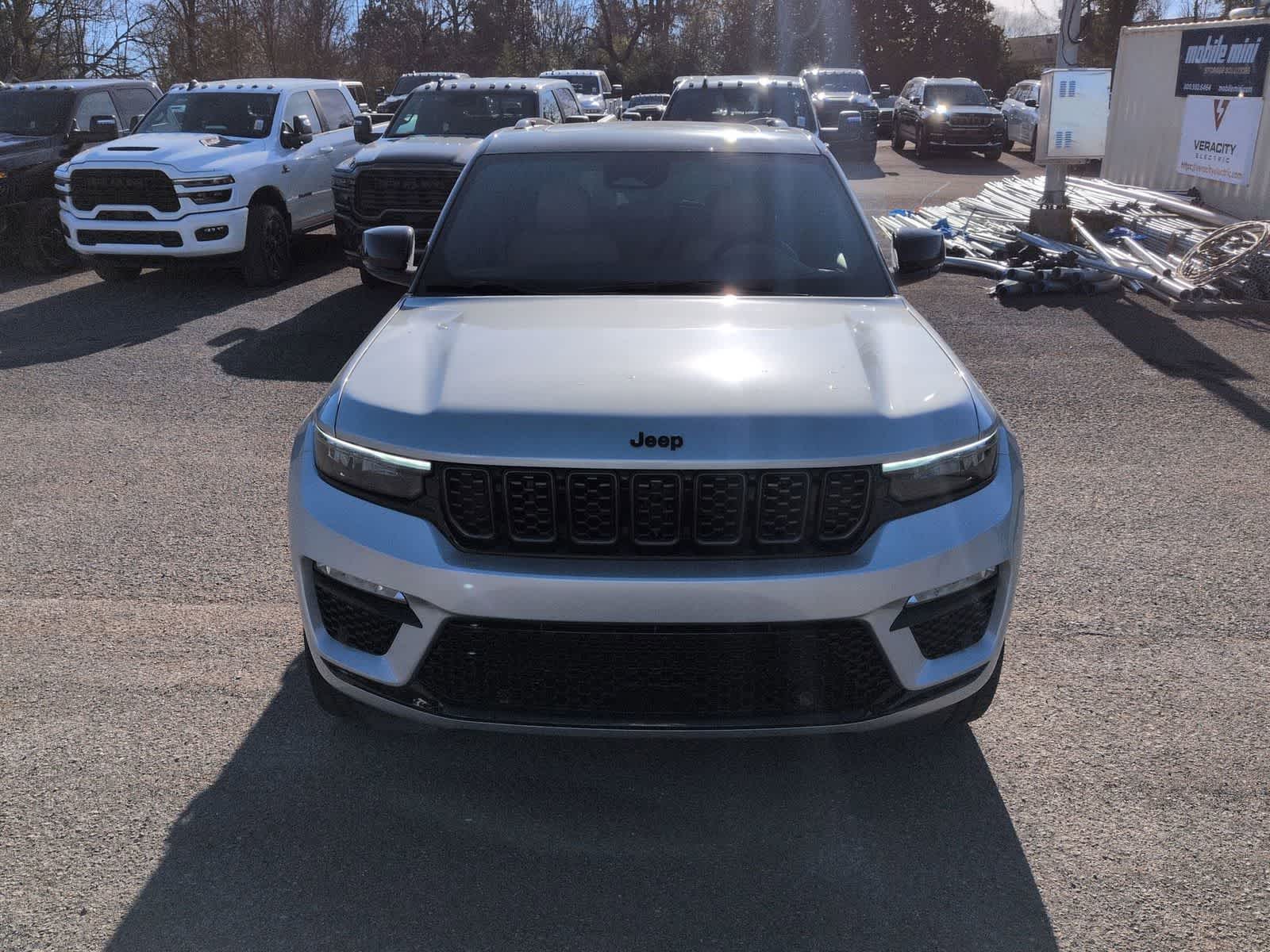 2025 Jeep Grand Cherokee GRAND CHEROKEE SUMMIT 4X4