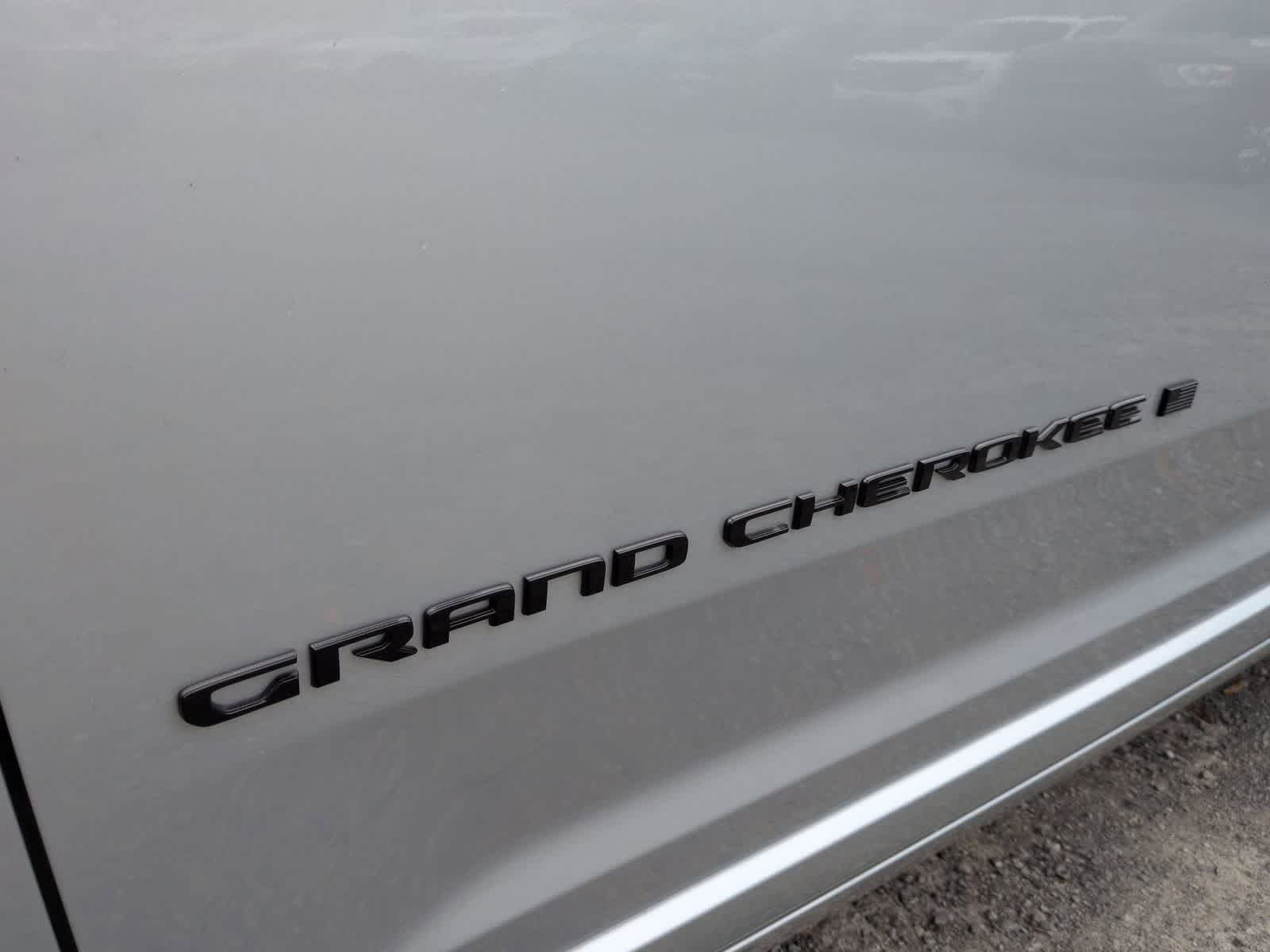 2025 Jeep Grand Cherokee GRAND CHEROKEE SUMMIT 4X4