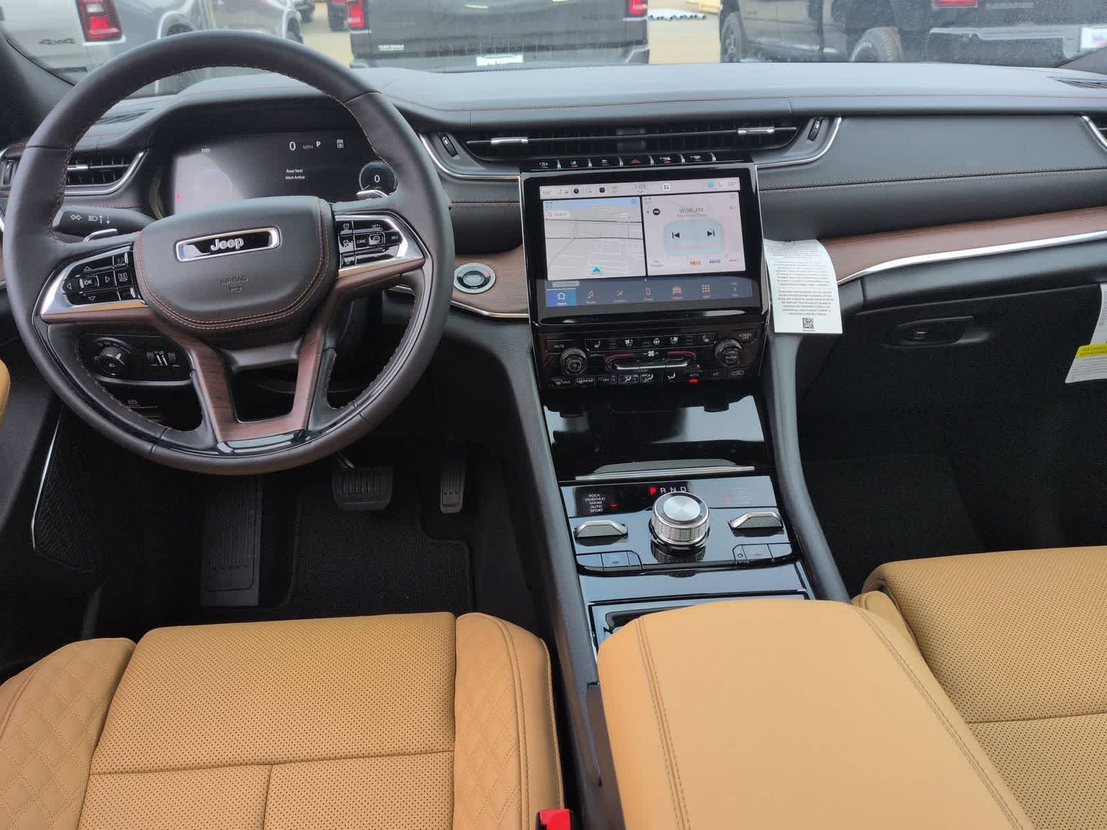 2025 Jeep Grand Cherokee GRAND CHEROKEE SUMMIT 4X4