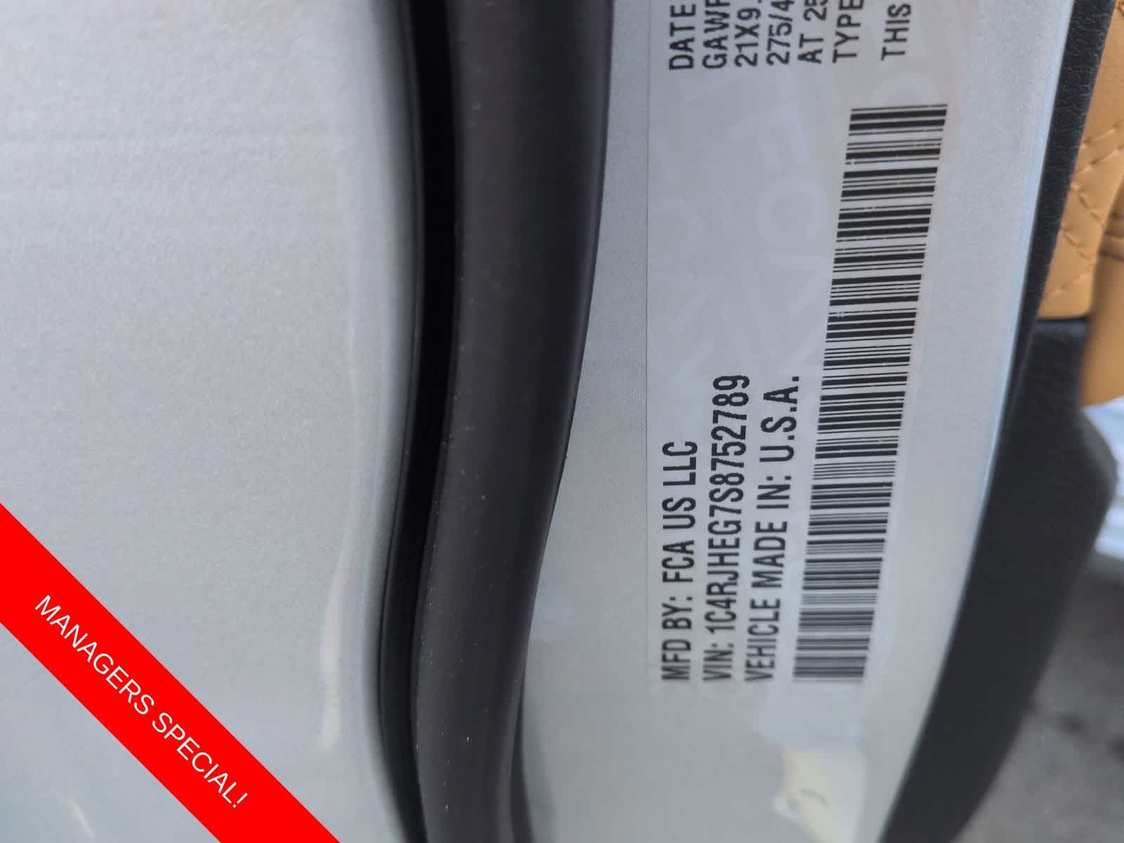 2025 Jeep Grand Cherokee GRAND CHEROKEE SUMMIT 4X4