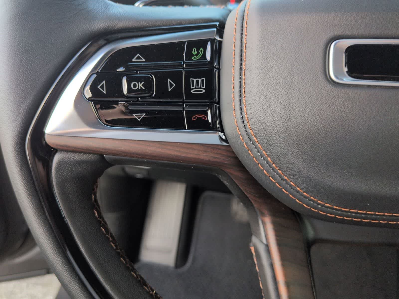 2025 Jeep Grand Cherokee GRAND CHEROKEE SUMMIT 4X4