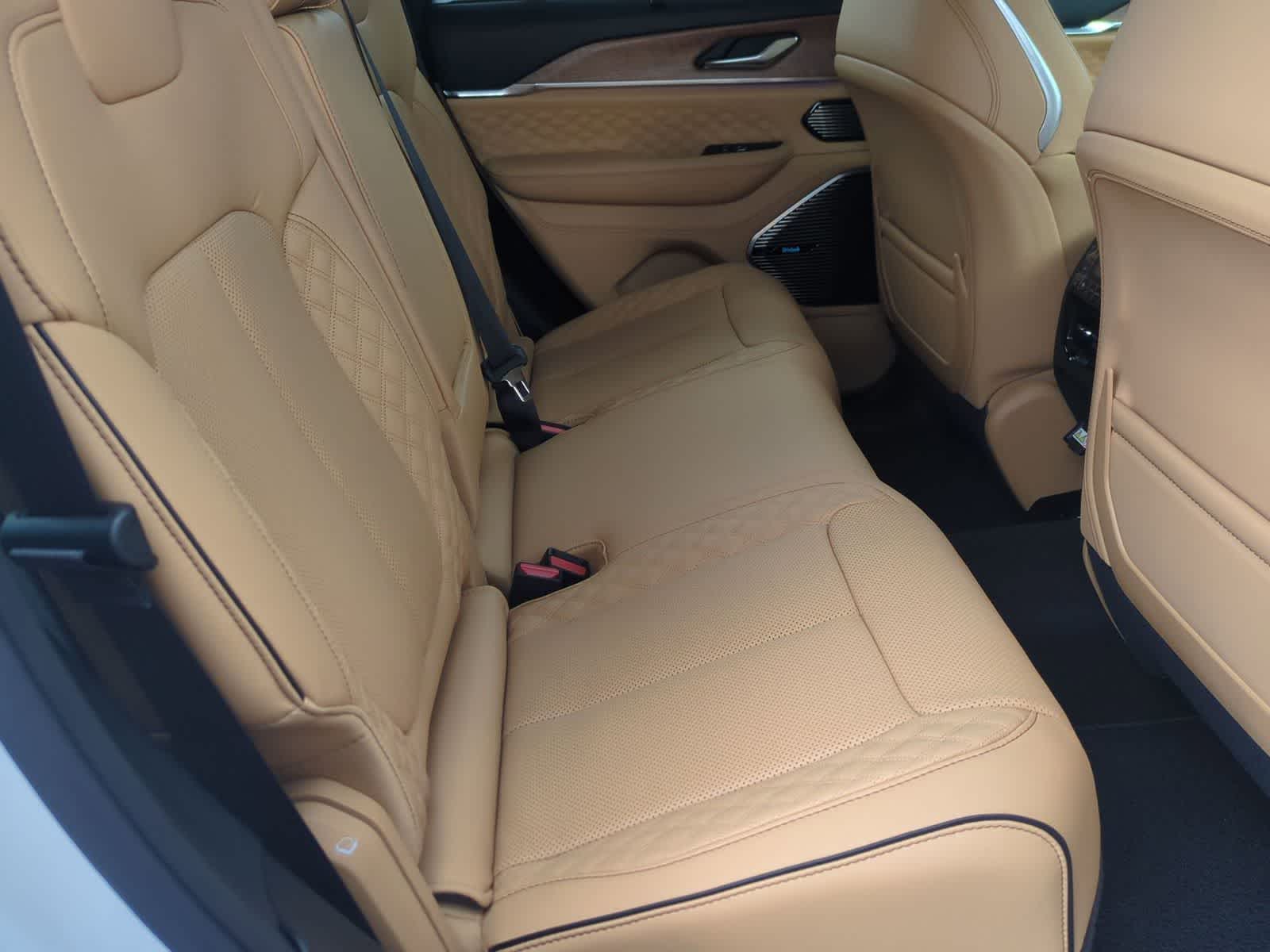 2026 Jeep Grand Cherokee GRAND CHEROKEE SUMMIT 4X4