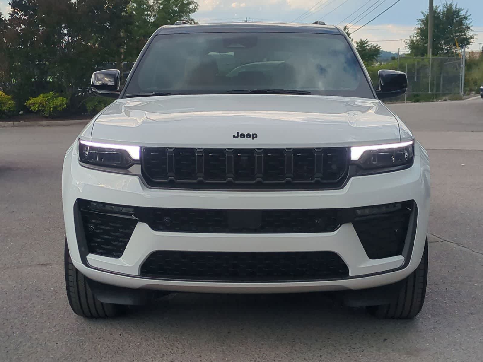 2026 Jeep Grand Cherokee GRAND CHEROKEE SUMMIT 4X4