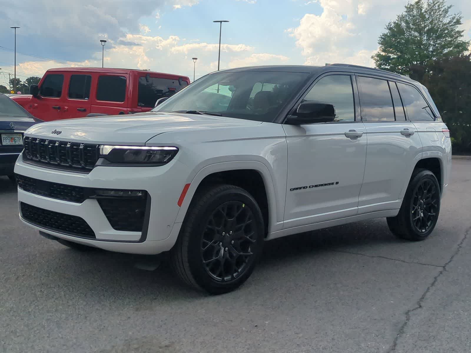 2026 Jeep Grand Cherokee GRAND CHEROKEE SUMMIT 4X4