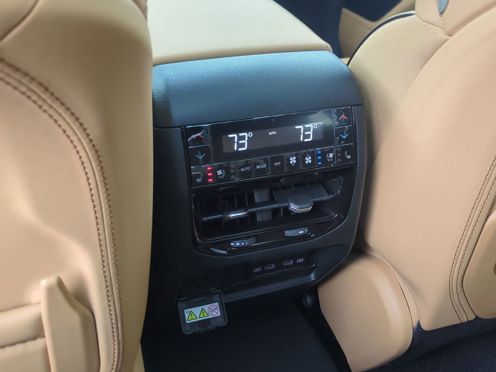 2026 Jeep Grand Cherokee GRAND CHEROKEE SUMMIT 4X4