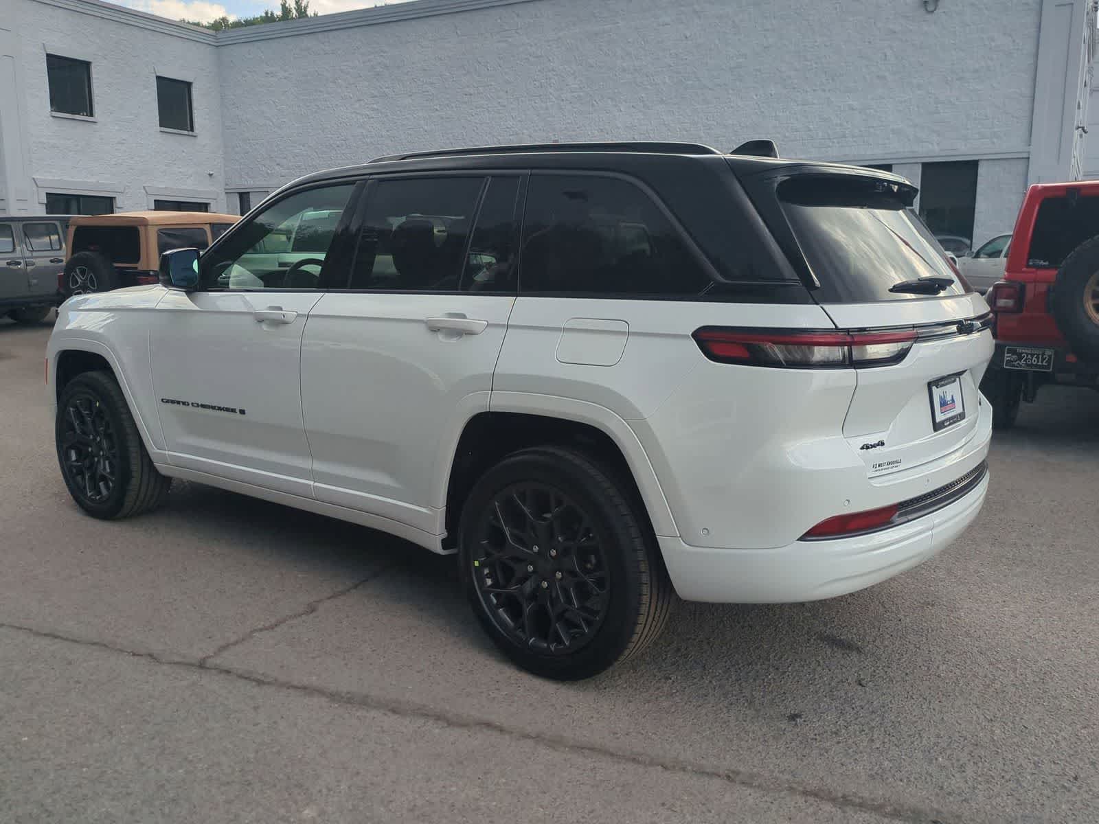 2026 Jeep Grand Cherokee GRAND CHEROKEE SUMMIT 4X4