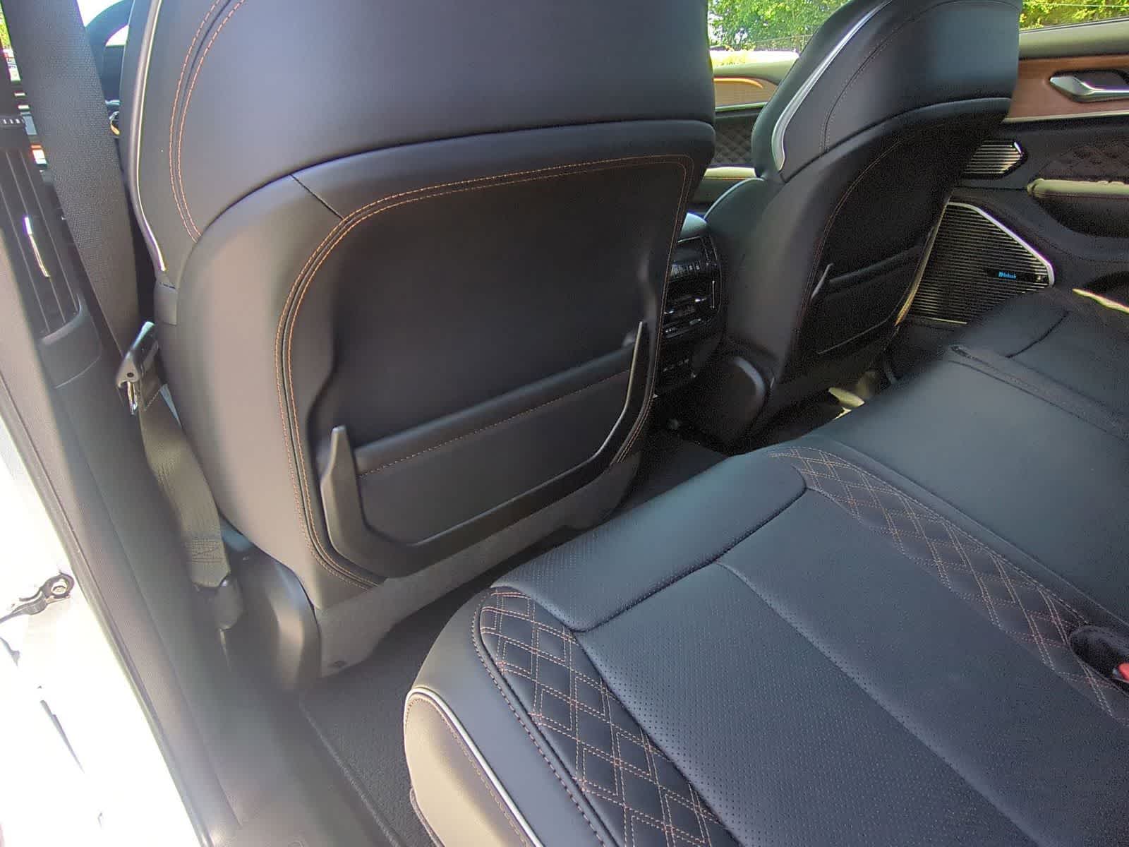 2026 Jeep Grand Cherokee GRAND CHEROKEE SUMMIT 4X4