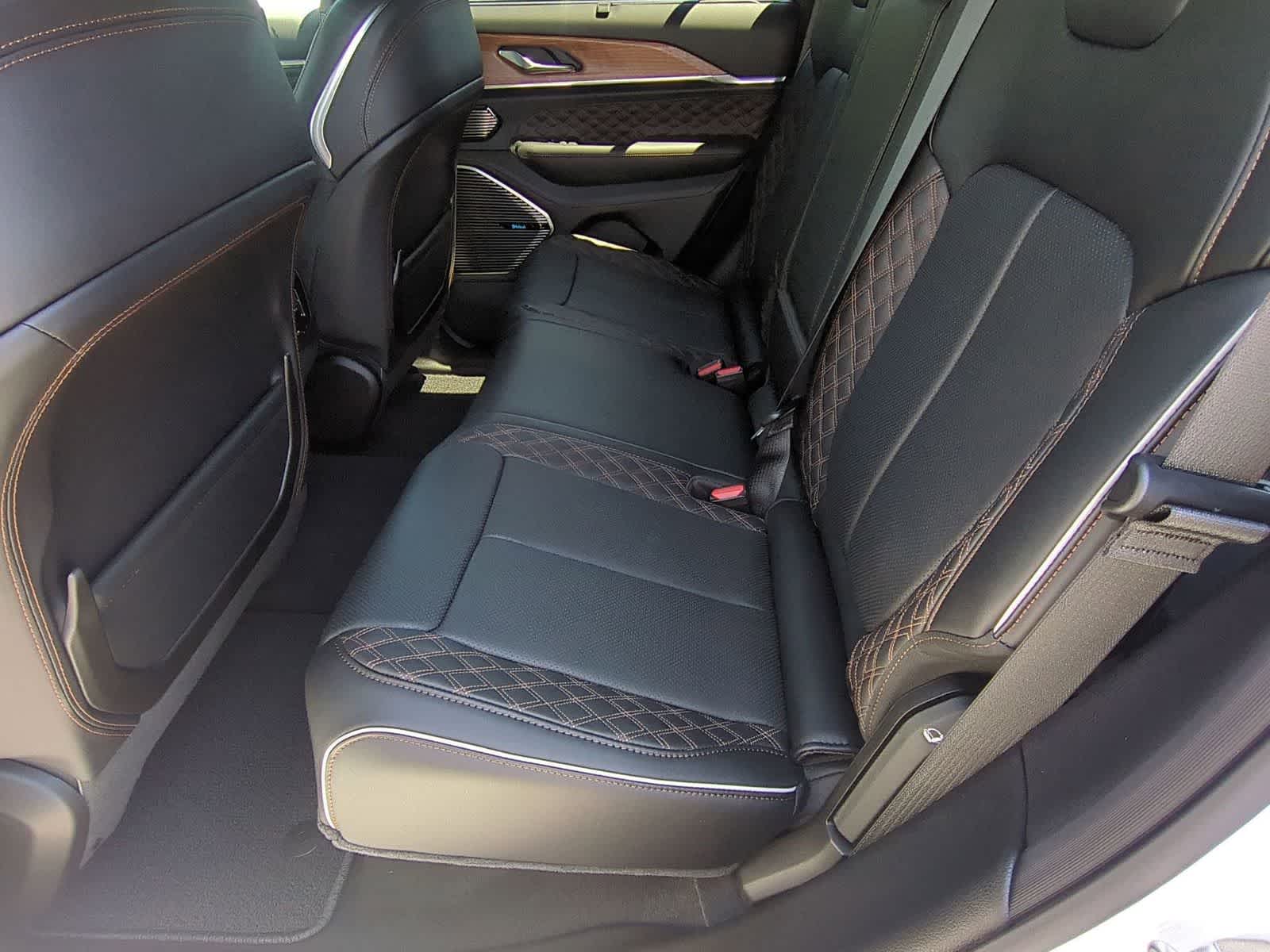 2026 Jeep Grand Cherokee GRAND CHEROKEE SUMMIT 4X4