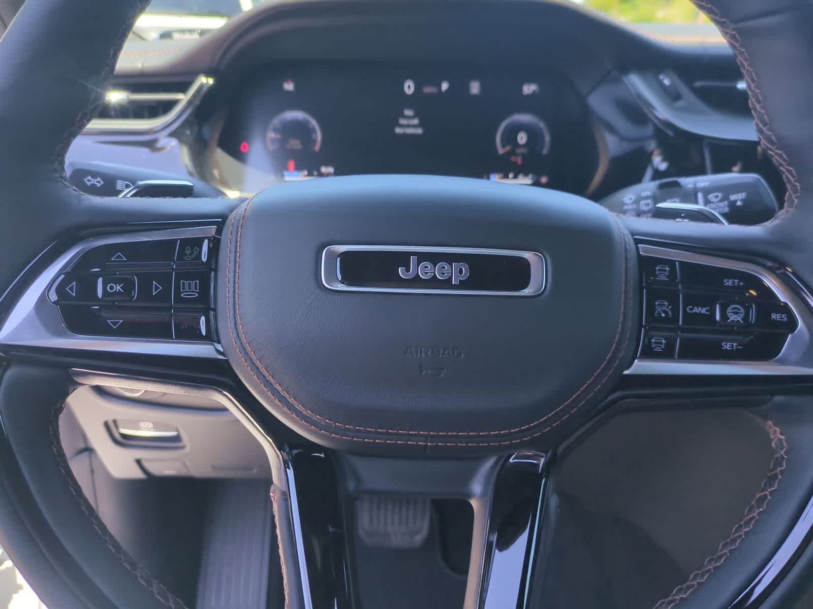 2026 Jeep Grand Cherokee GRAND CHEROKEE SUMMIT 4X4