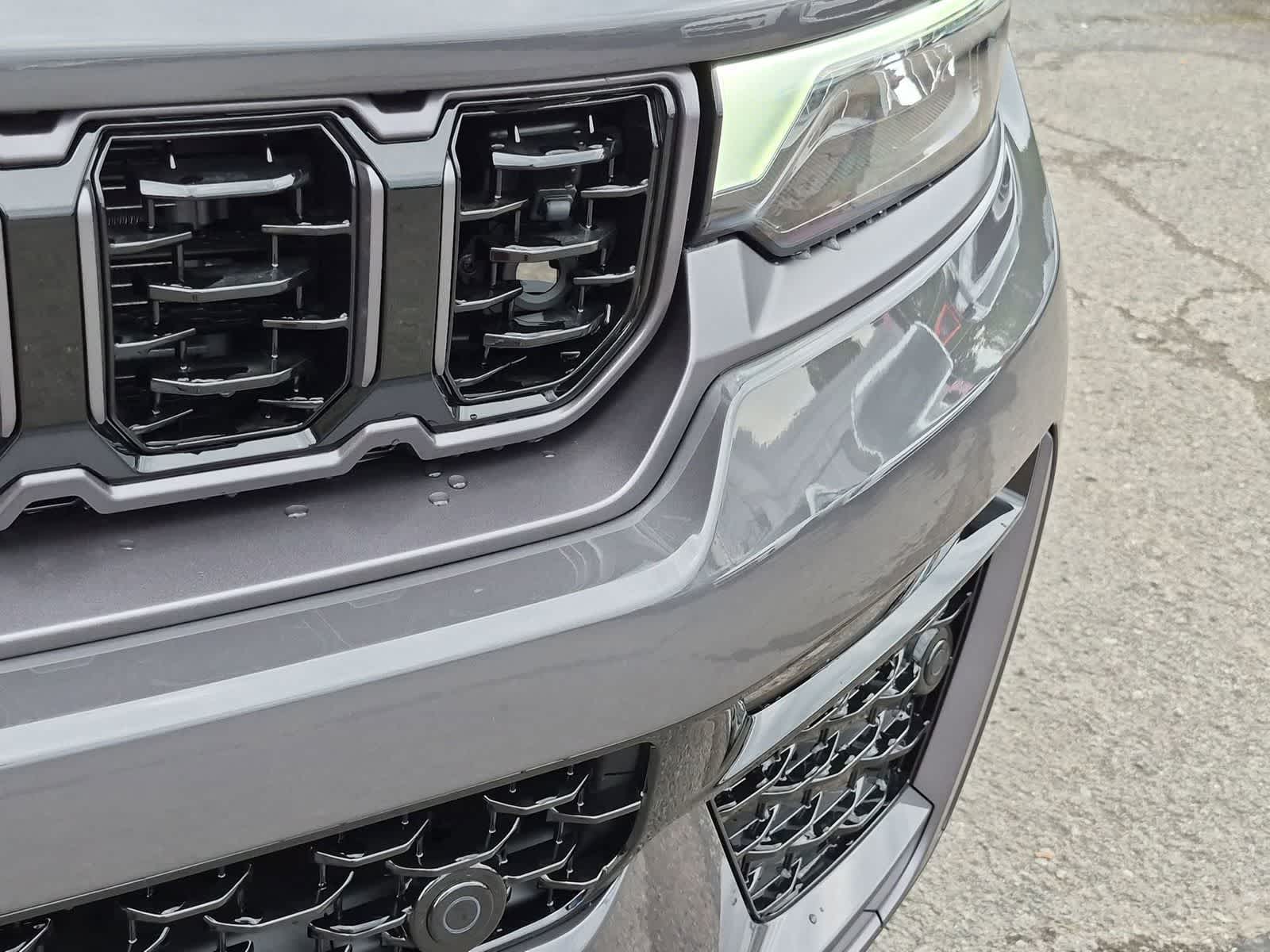 2026 Jeep Grand Cherokee GRAND CHEROKEE SUMMIT 4X4