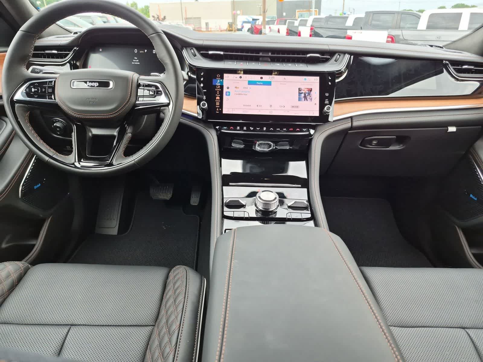 2026 Jeep Grand Cherokee GRAND CHEROKEE SUMMIT 4X4