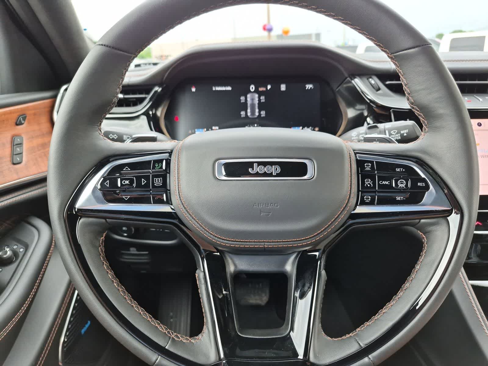 2026 Jeep Grand Cherokee GRAND CHEROKEE SUMMIT 4X4