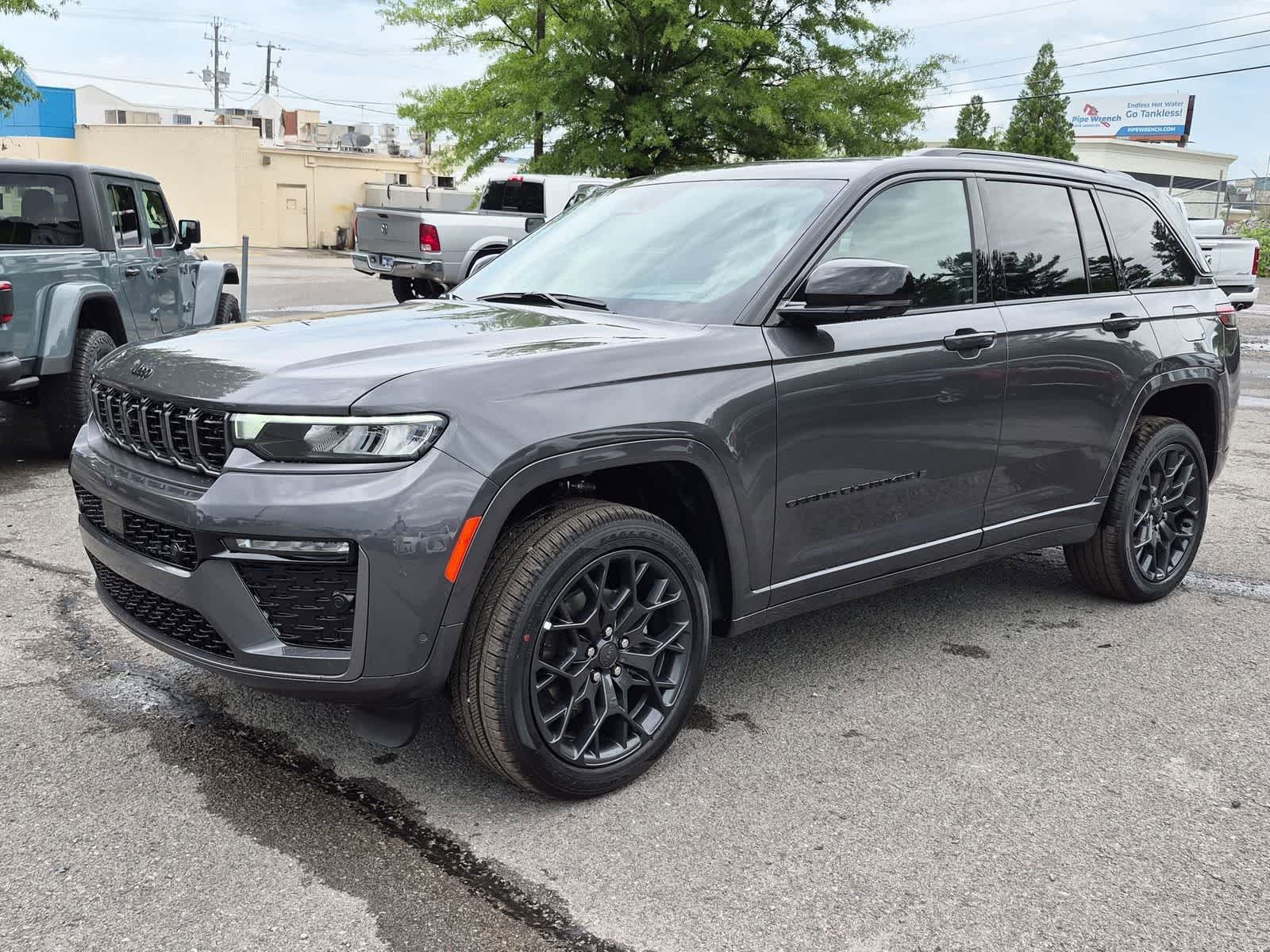 2026 Jeep Grand Cherokee GRAND CHEROKEE SUMMIT 4X4