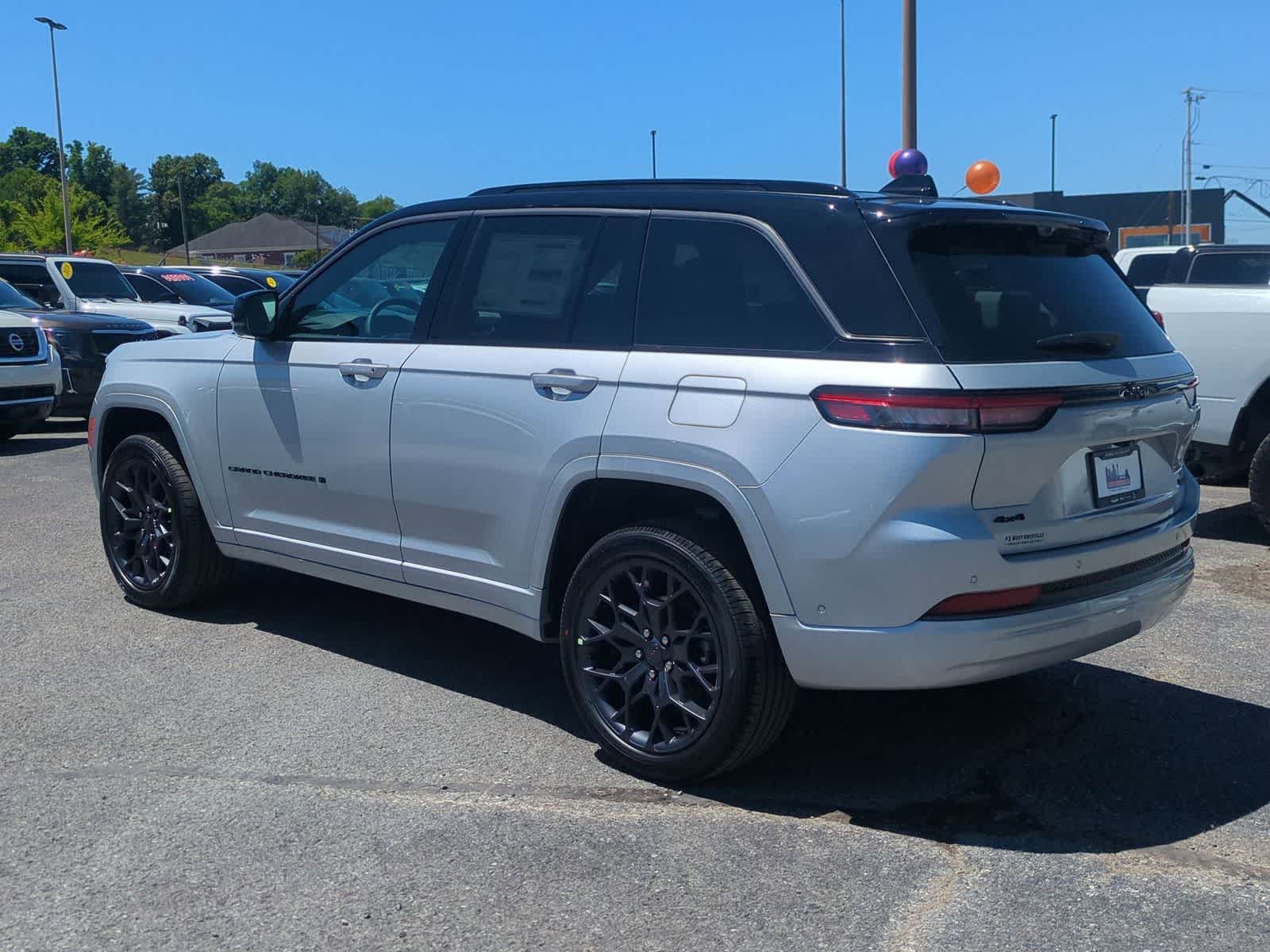 2026 Jeep Grand Cherokee GRAND CHEROKEE SUMMIT 4X4
