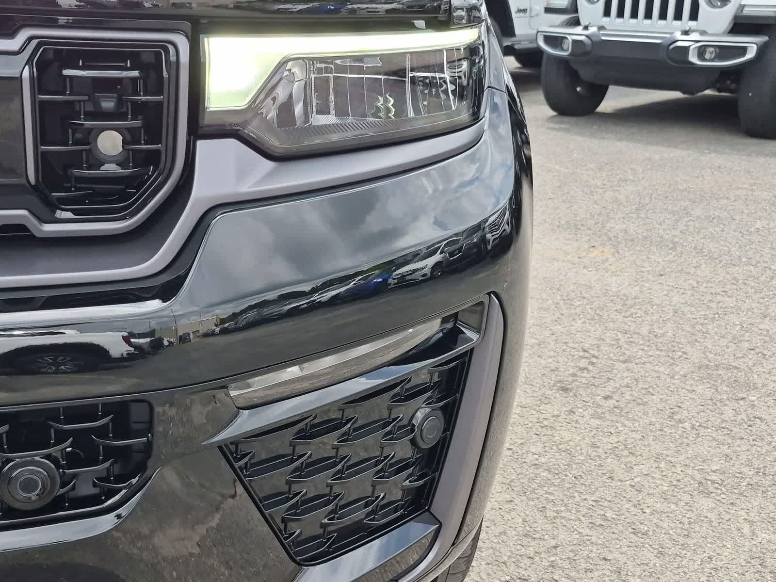 2026 Jeep Grand Cherokee GRAND CHEROKEE SUMMIT 4X4