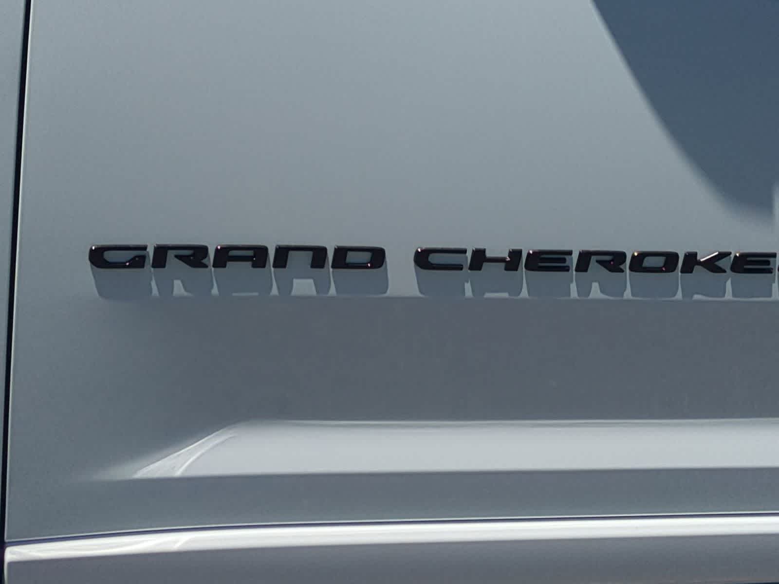 2026 Jeep Grand Cherokee GRAND CHEROKEE SUMMIT 4X4