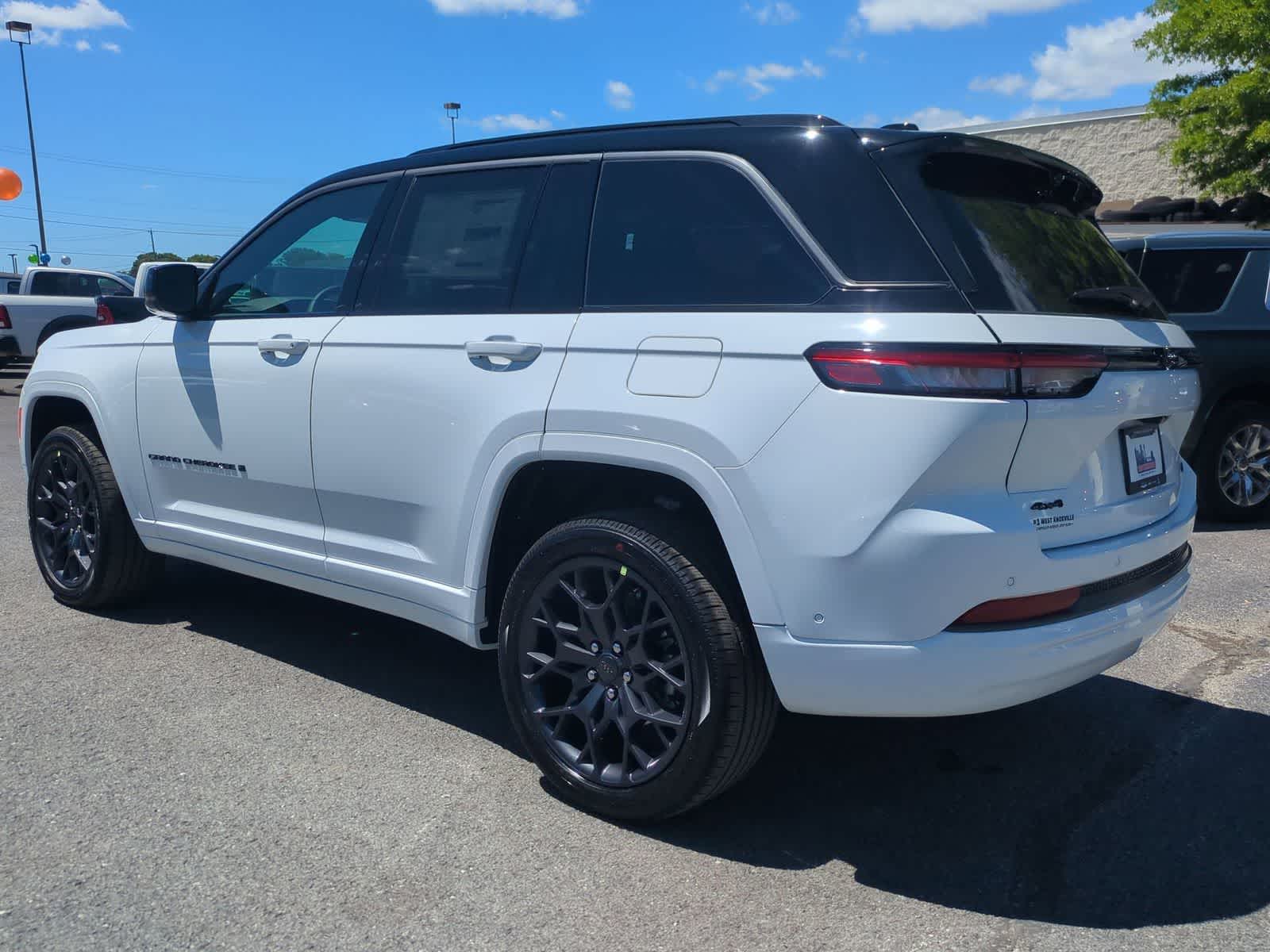 2026 Jeep Grand Cherokee GRAND CHEROKEE SUMMIT 4X4