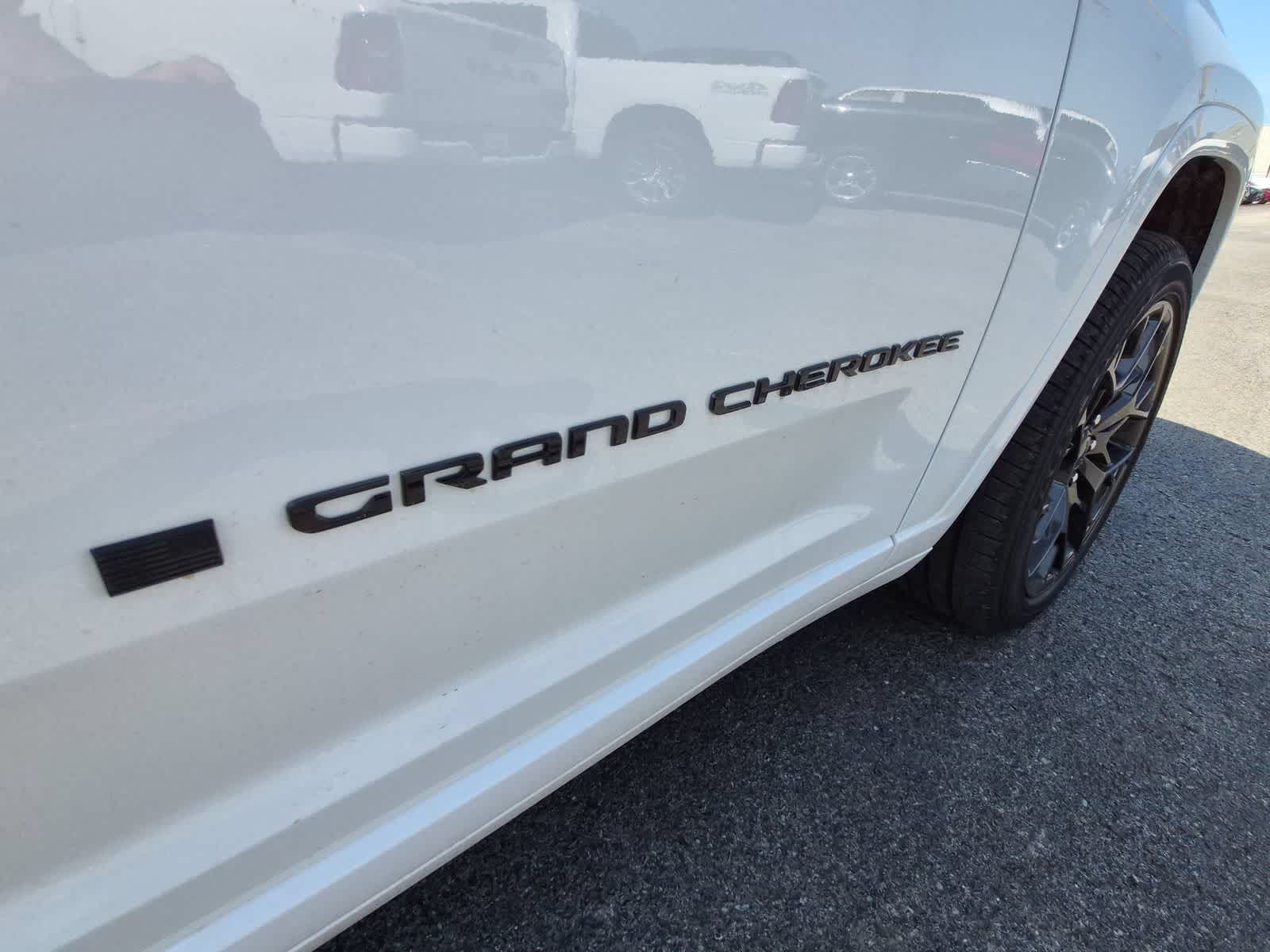 2026 Jeep Grand Cherokee GRAND CHEROKEE SUMMIT 4X4