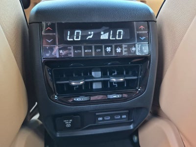 2026 Jeep Grand Cherokee GRAND CHEROKEE SUMMIT 4X4