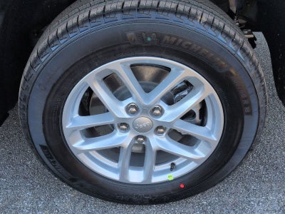 2025 Jeep Grand Cherokee GRAND CHEROKEE L LAREDO X 4X4