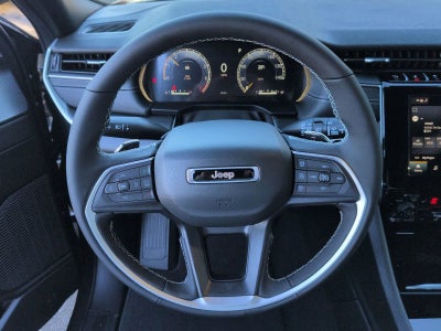 2025 Jeep Grand Cherokee GRAND CHEROKEE L LAREDO X 4X4