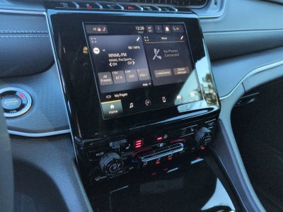 2025 Jeep Grand Cherokee GRAND CHEROKEE L LAREDO X 4X4