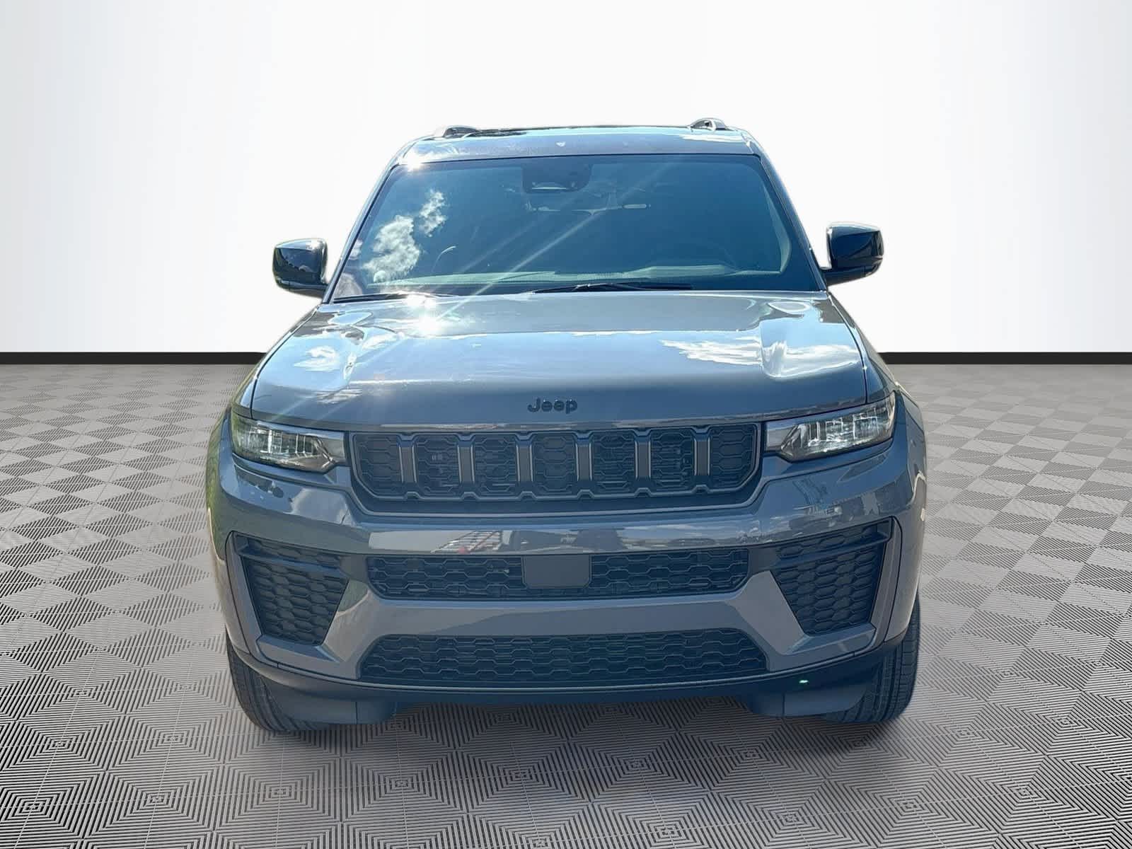 2027 Jeep Grand Cherokee GRAND CHEROKEE L LAREDO ALTITUDE 4X4