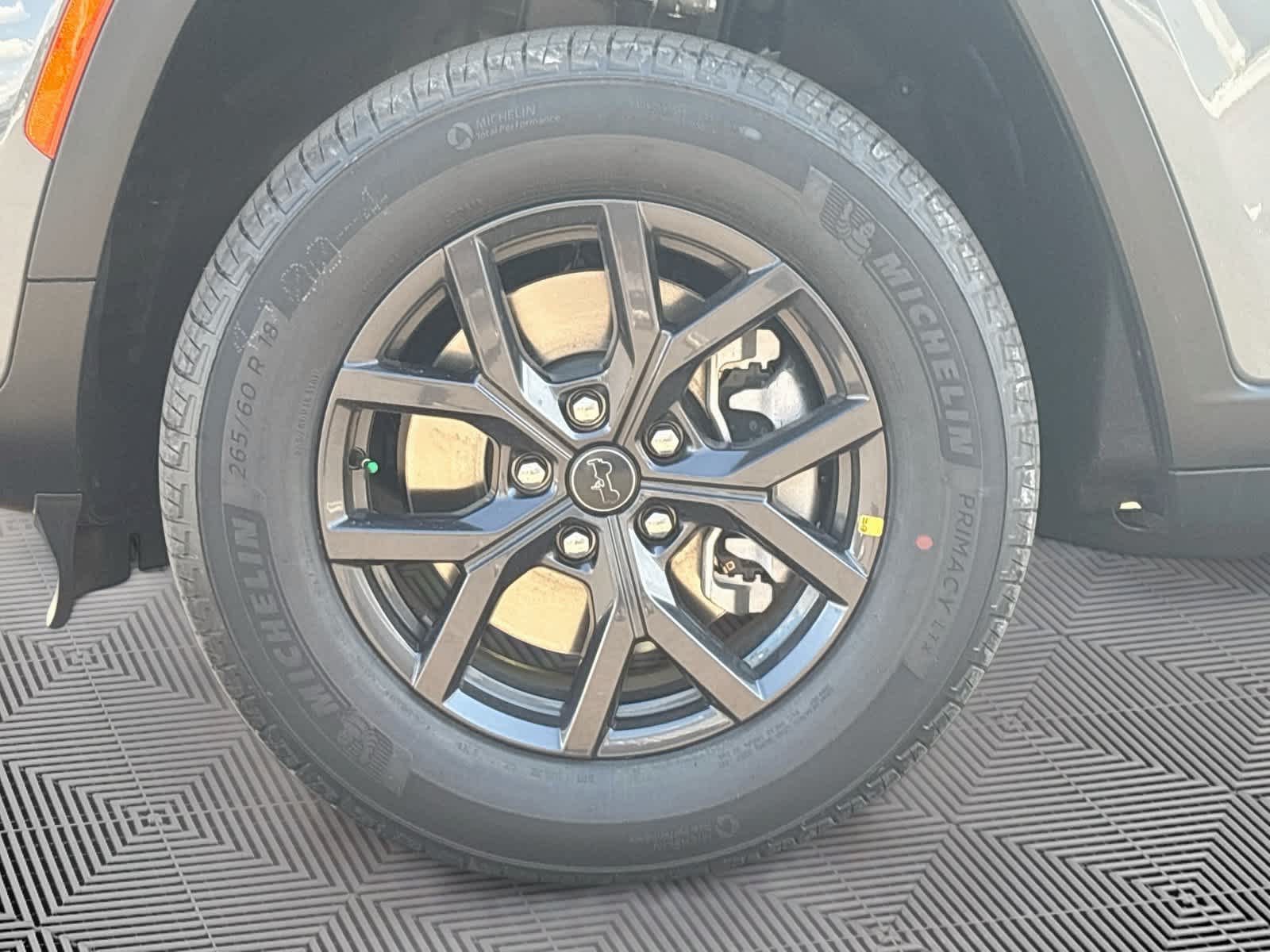 2027 Jeep Grand Cherokee GRAND CHEROKEE L LAREDO ALTITUDE 4X4