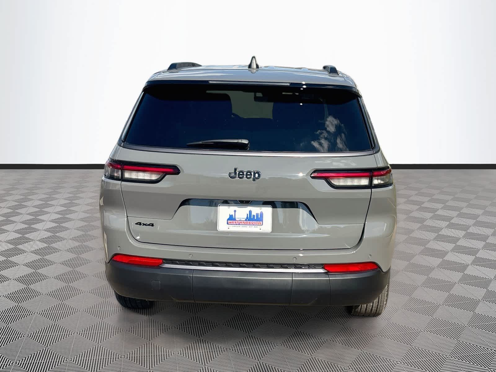 2027 Jeep Grand Cherokee GRAND CHEROKEE L LAREDO ALTITUDE 4X4