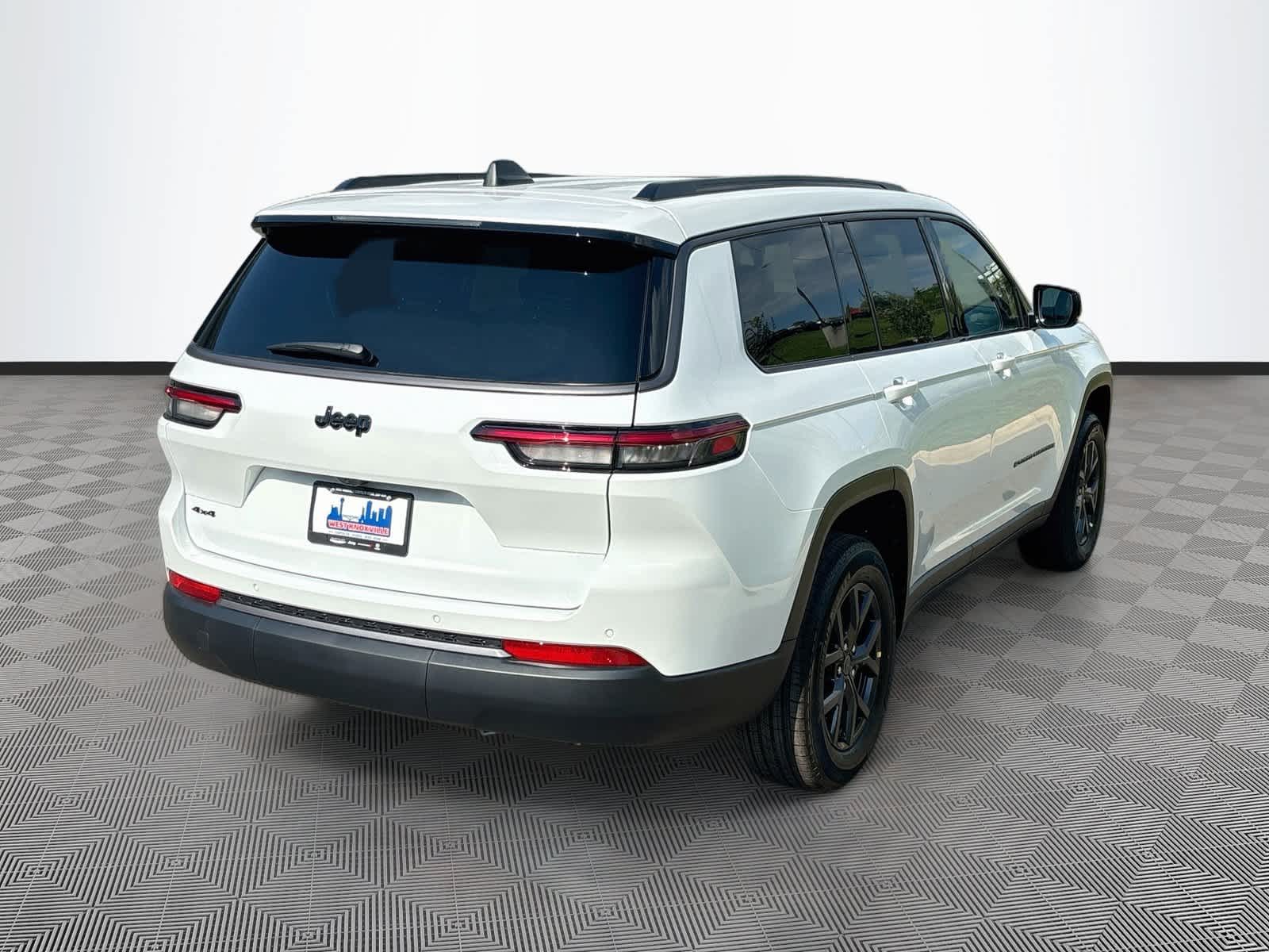 2027 Jeep Grand Cherokee GRAND CHEROKEE L LAREDO ALTITUDE 4X4