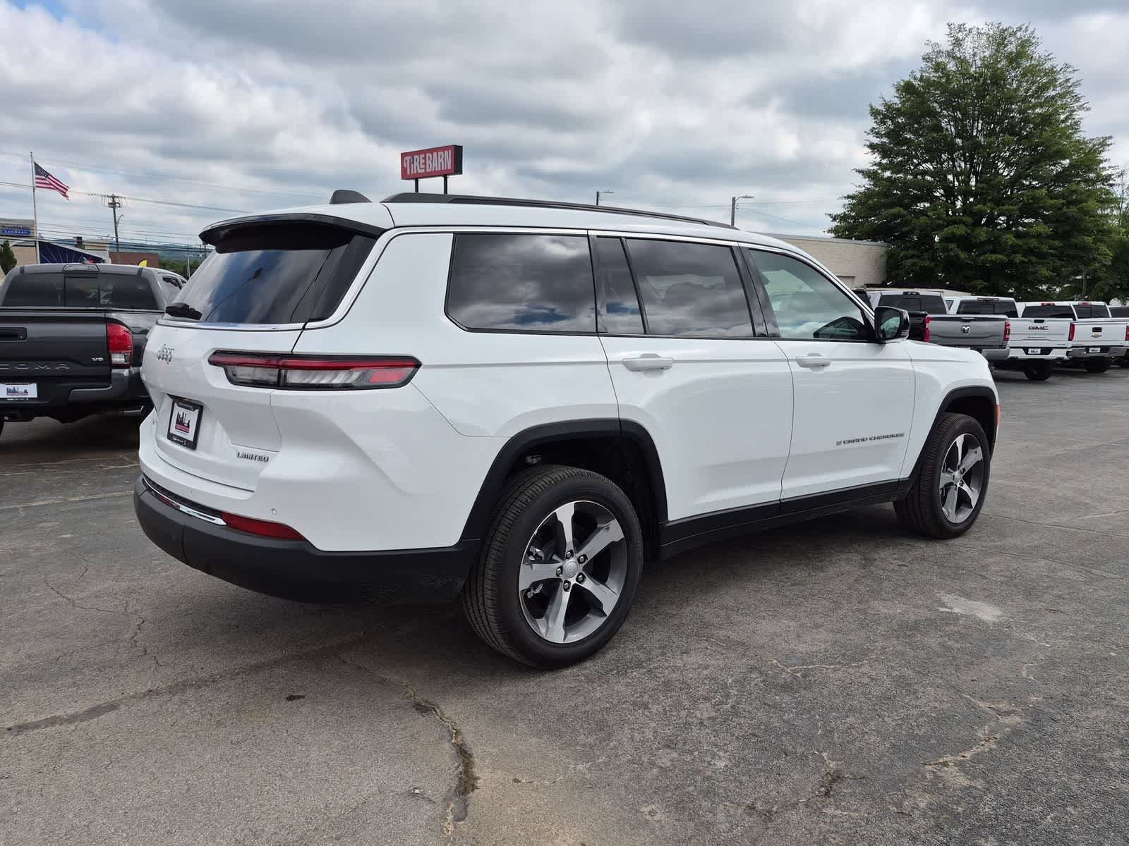 2025 Jeep Grand Cherokee GRAND CHEROKEE L LIMITED 4X4