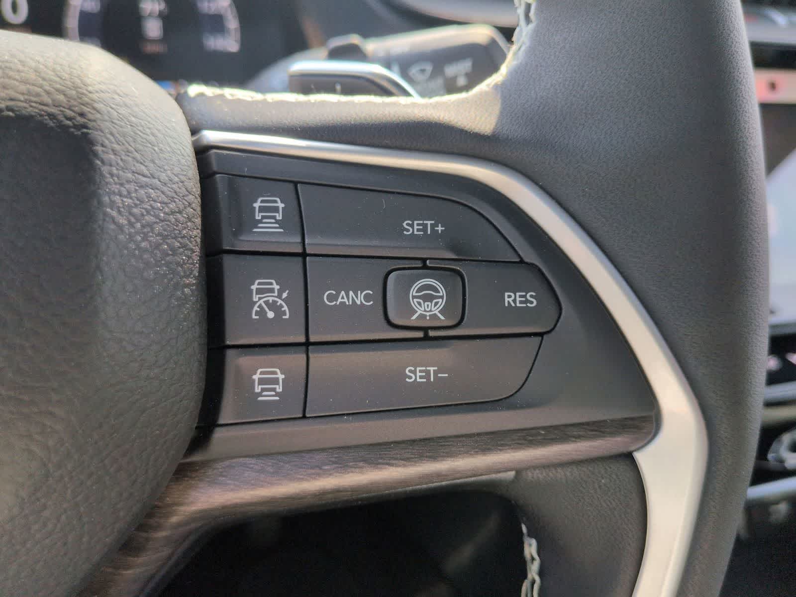 2026 Jeep Grand Cherokee GRAND CHEROKEE L LIMITED RESERVE 4X4