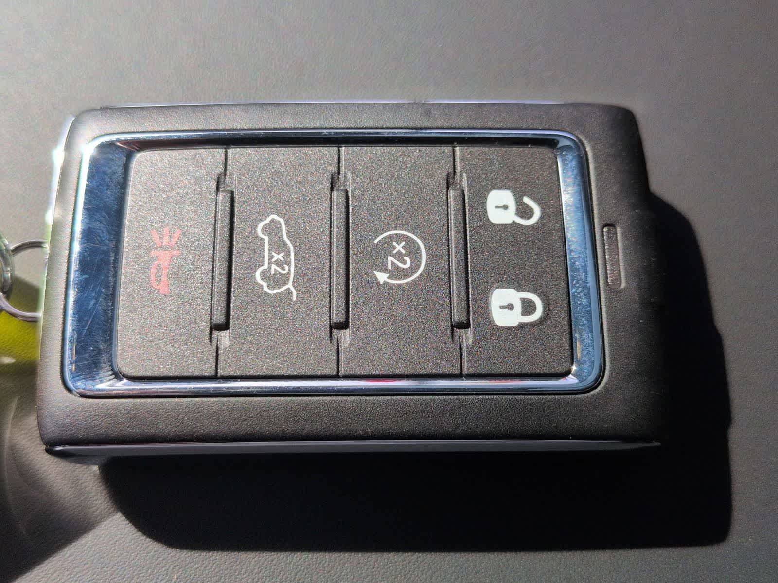 2026 Jeep Grand Cherokee GRAND CHEROKEE L LIMITED RESERVE 4X4